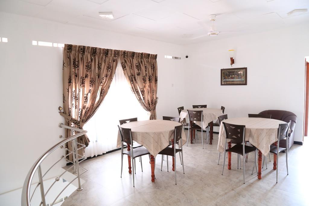 Yaarl Holiday Inn Τζάφνα Εξωτερικό φωτογραφία