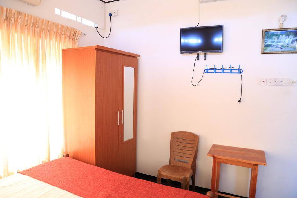 Yaarl Holiday Inn Τζάφνα Εξωτερικό φωτογραφία